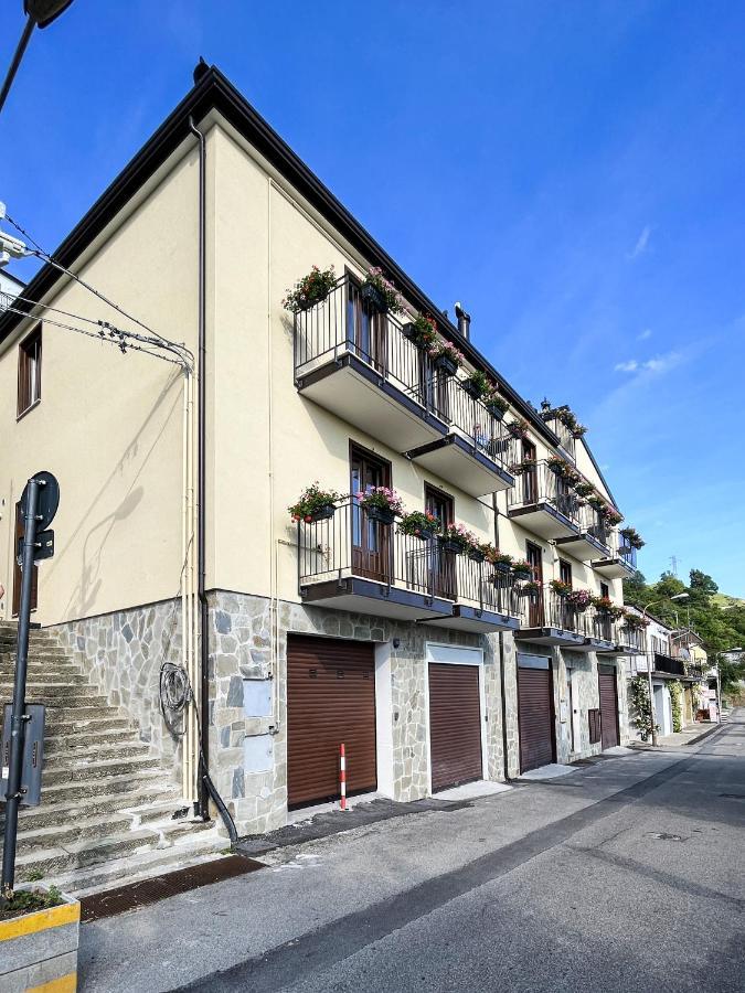 Santangelo21 Apartment ปิเอตราเปอร์โตซา ภายนอก รูปภาพ