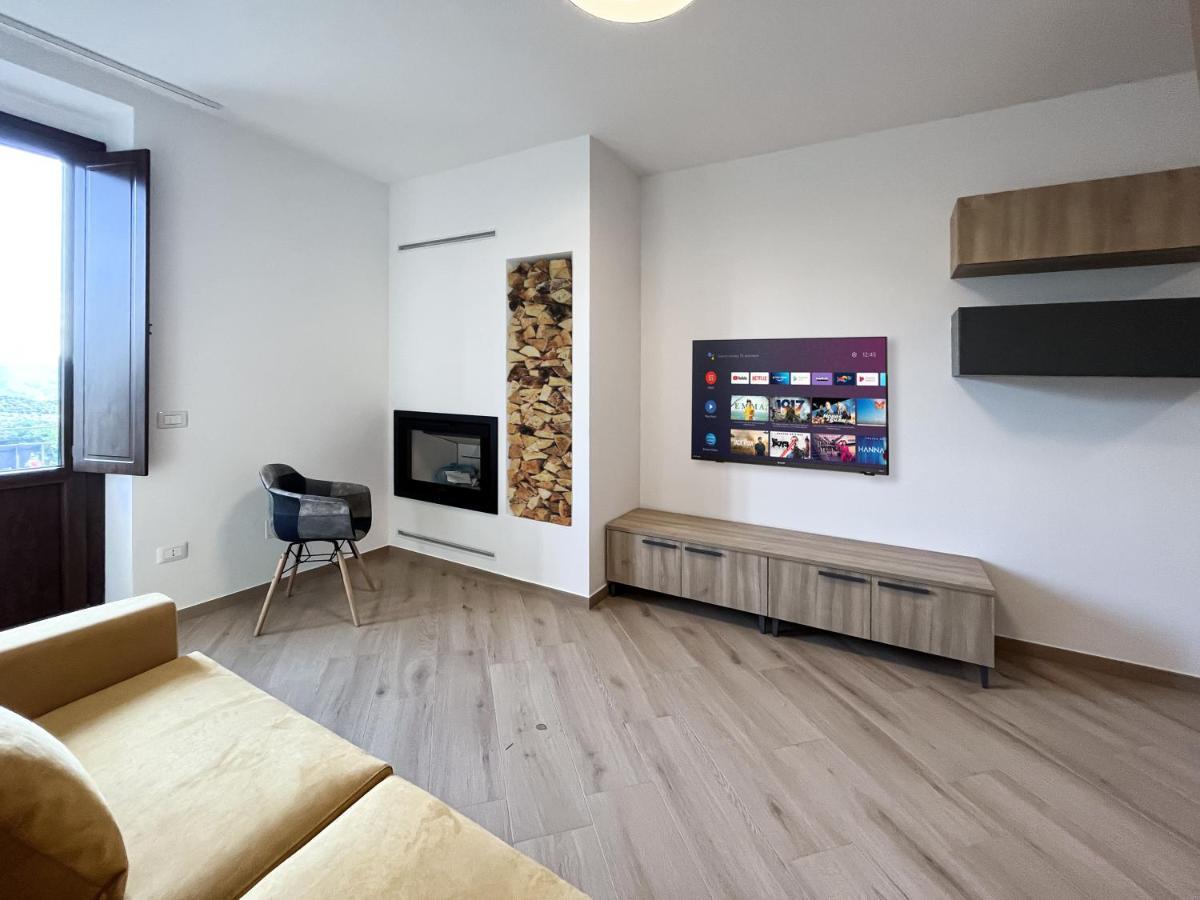 Santangelo21 Apartment ปิเอตราเปอร์โตซา ภายนอก รูปภาพ